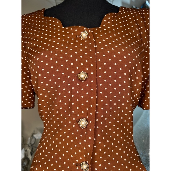 Vintage Polka Dot Romper - Picture 5 of 7